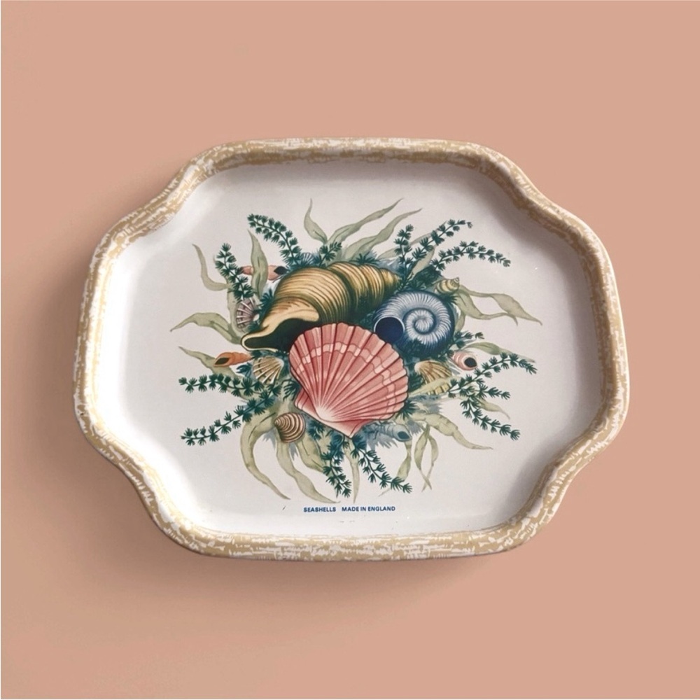 Elite Vintage Seashells Serving Metal Tray